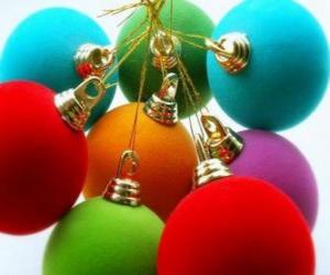 Christmas color ball puzzle