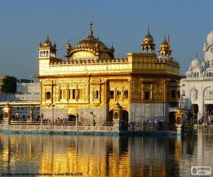 Harmandir Sahib or Golden Temple, Sikh Temple in Amritsar, India puzzle