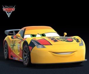 Miguel is the car that represents Spain with the number 5 puzzle