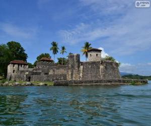 Castillo de San Felipe de Lara, Rio Dulce, Guatemala puzzle