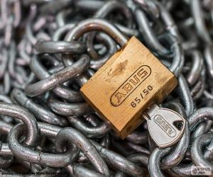 Chain and padlock puzzle