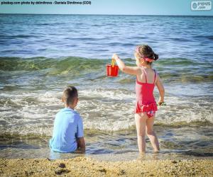 Children enjoying the beach puzzle