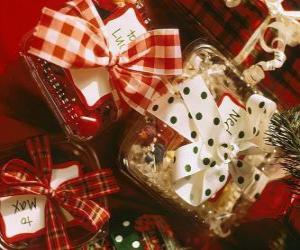 Christmas gifts adorned with ribbons puzzle