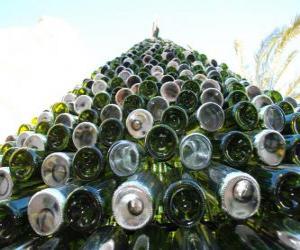 Christmas tree made of 5,000 recycled bottles puzzle