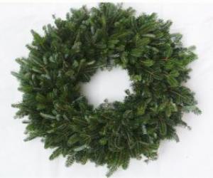 Christmas wreath formed by fir puzzle