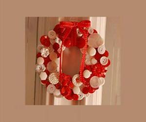 Christmas wreath made with buttons and a red bow puzzle