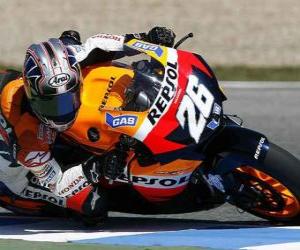 Dani Pedrosa piloting its moto GP puzzle