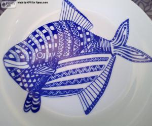 Decorated plate puzzle