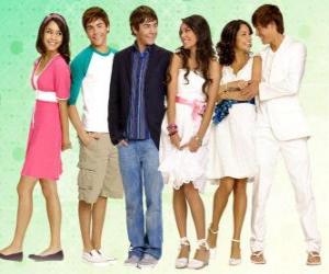 Gabriella Montez (Vanessa Hudgens), Troy Bolton (Zac Efron) puzzle