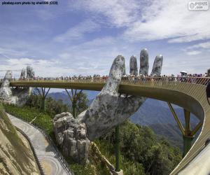 Golden Bridge Da Nang, Vietnam puzzle