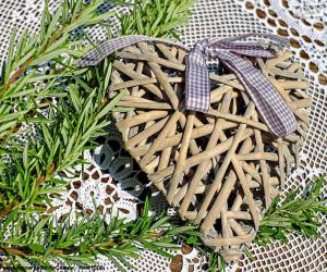 Heart of rattan a ribbon bow puzzle