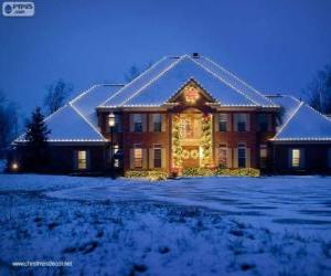 House decorated with Christmas ornaments puzzle