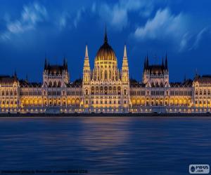 Hungarian Parliament Building puzzle