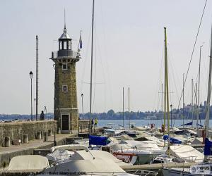 Lighthouse in Desenzano del Garda, Italy puzzle