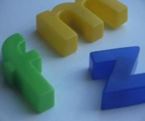Lowercase letters f, m y z puzzle