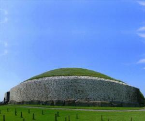 Megalithic tomb of Newgrange, Ireland puzzle