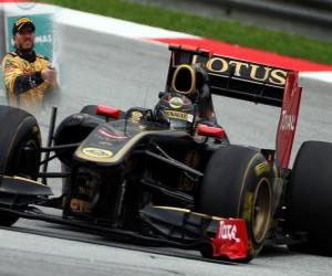 Nick Heidfeld - Renault - Sepang, Malaysian Grand Prix (2011) (3rd place) puzzle