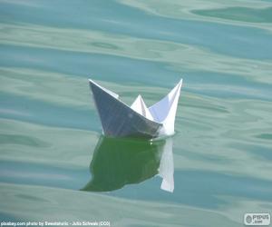 Paper boat puzzle