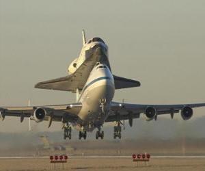 Plane carrying a space shuttle puzzle