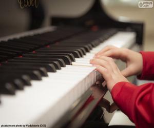 Playing the piano puzzle