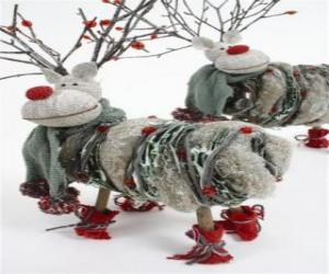 Pretty dolls Christmas reindeer puzzle