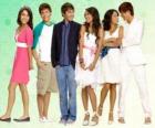 Gabriella Montez (Vanessa Hudgens), Troy Bolton (Zac Efron)