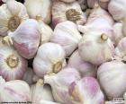 Garlic is a food with many benefits and properties