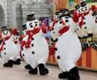 Snowmen dancing