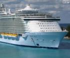 The cruise Oasis of the Seas, the world's largest
