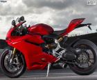 The new and renovated 2015 Ducati 1299 Panigale, with 205 HP of maximum power