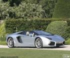 Lamborghini Aventador Roadster with engine V12, 700CV and a maximum speed of 350 km/h