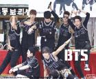 BTS or Bangtan Boys, group South Korean of hip-hop formed by Jin, Suga, J-Hope, Rap Monster, Jimin, V and Jungkook