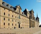 The Royal Site of San Lorenzo de El Escorial is a complex that includes a Royal Palace, a basilica, a pantheon, a library and a monastery. It was built between 1563 and 1584 in San Lorenzo de El Escorial, España