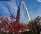 The Gateway is the highest the world stainless steel monument, commemorates the expansion towards the West of the United States, Saint Louis, Missouri