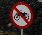 This signal indicates an area where motorcycles are forbidden to circulate