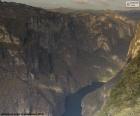 The Sumidero Canyon, in the Mexican state of Chiapas, is one of the geological and natural wonders of America