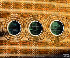 Round windows puzzle