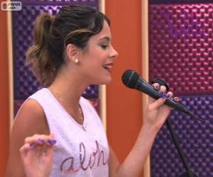 Singing Violetta puzzle