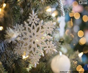 Snowflake ornament puzzle