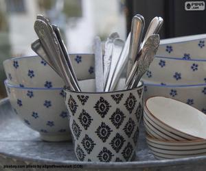 Tableware and cutlery puzzle