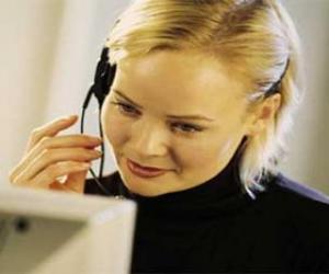 Telemarketer working in the computer with headphones and microphone puzzle