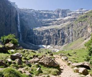 The Cirque de Gavarnie, France puzzle