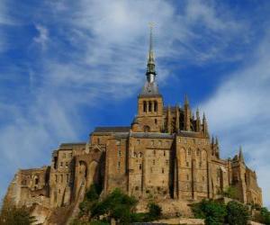 The Mont Saint Michel is a rocky tidal island in which there is a French commune of Normandy puzzle