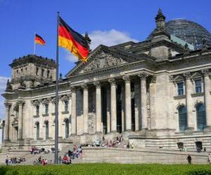 The Reichstag, Frankfurt, Germany puzzle