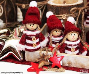 Three Christmas dolls puzzle