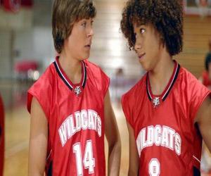 Troy Bolton (Zac Efron) and Chad (Corbin Bleu), with shirt Wildcats puzzle